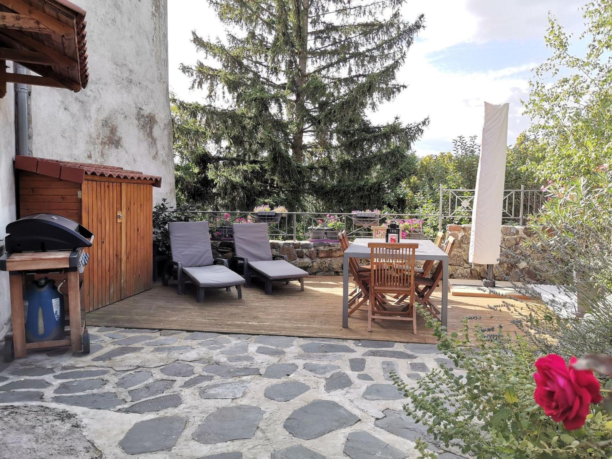 Grande Maison Au Coeur D'Un Village Historique Avec Terrasse Et Wifi Inclus - Fr-1-582-308 Saint-Vidal Eksteriør billede
